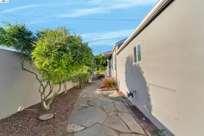 209 Lexington Ave, Redwood City, CA 94062 - Photo 80