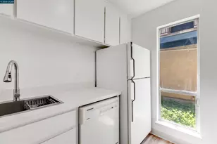 1731 Ellis St, Concord, CA 94520 - Photo 6