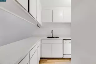 1731 Ellis St, Concord, CA 94520 - Photo 8