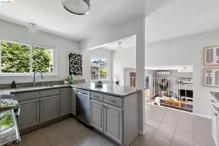 6819 Blake St, El Cerrito, CA 94530 - Photo 10