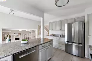 6819 Blake St, El Cerrito, CA 94530 - Photo 12