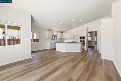 2219 Colonial Ct, Discovery Bay, CA 94505 - Photo 18