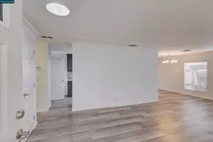 2287 Dalis Dr, Concord, CA 94520 - Photo 12