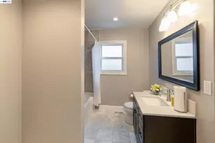 21835 Redwood Rd, Castro Valley, CA 94546 - Photo 14