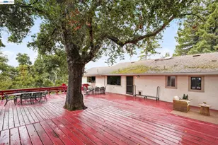 23762 Hutchinson Rd, Los Gatos, CA 95033 - Photo 24