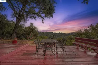 23762 Hutchinson Rd, Los Gatos, CA 95033 - Photo 10