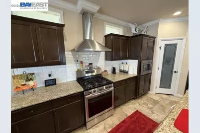 3263 Vineyard Ave #207, Pleasanton, CA 94566 - Photo 4