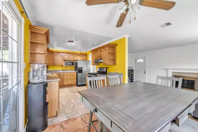 2631 Mayfair Ave, Concord, CA 94520 - Photo 6