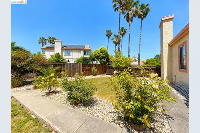 1039 Fennie Ct, Suisun City, CA 94585 - Photo 2