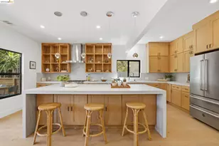 546 61st St, Oakland, CA 94609 - Photo 14