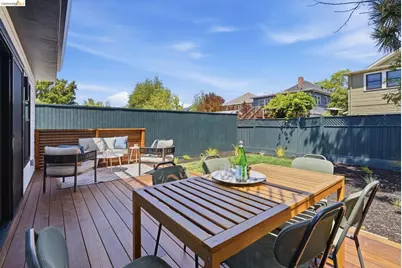 546 61st St, Oakland, CA 94609 - Photo 76
