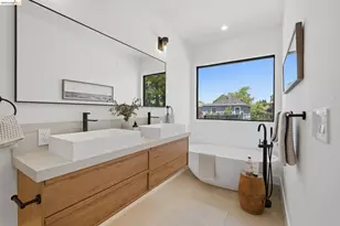 546 61st St, Oakland, CA 94609 - Photo 62
