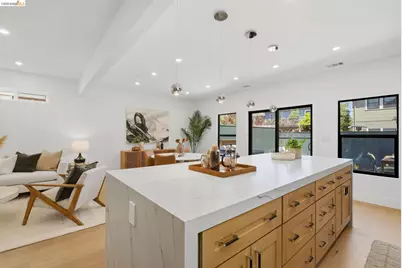 546 61st St, Oakland, CA 94609 - Photo 18