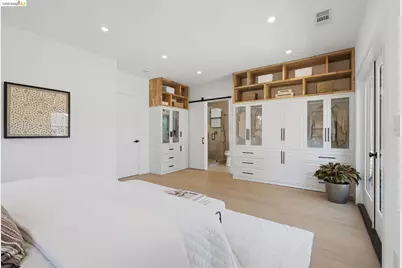 546 61st St, Oakland, CA 94609 - Photo 68