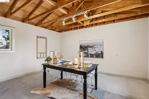 2817 Stanton St, Berkeley, CA 94702 - Photo 56