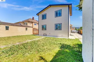 6225 Harmon Ave, Oakland, CA 94621 - Photo 32