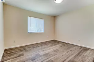 6225 Harmon Ave, Oakland, CA 94621 - Photo 24