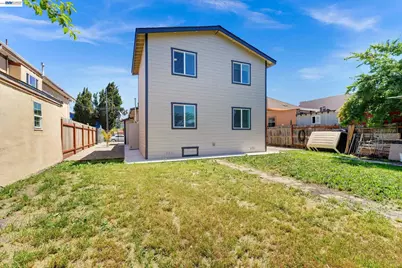 6225 Harmon Ave, Oakland, CA 94621 - Photo 34