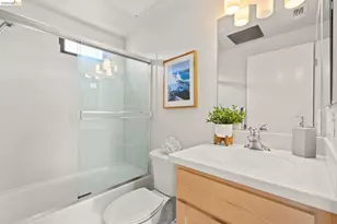 1780 12th St, Oakland, CA 94607 - Photo 20