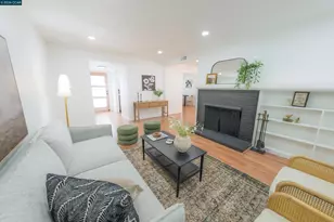 3085 Stanton Cir, Carmichael, CA 95608 - Photo 4