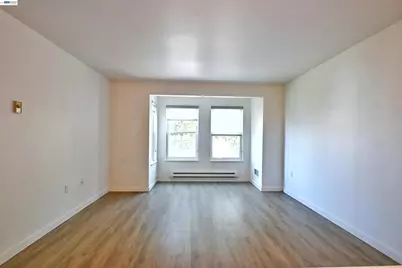 2225 23rd St #402, San Francisco, CA 94107 - Photo 2