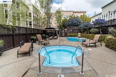 2225 23rd St #402, San Francisco, CA 94107 - Photo 28