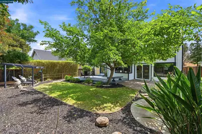 360 Flaming Oak Drive, Pleasant Hill, CA 94523 - Photo 44
