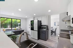 360 Flaming Oak Dr, Pleasant Hill, CA 94523 - Photo 16