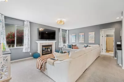 2147 Saint Andrews Ct, Discovery Bay, CA 94505 - Photo 16