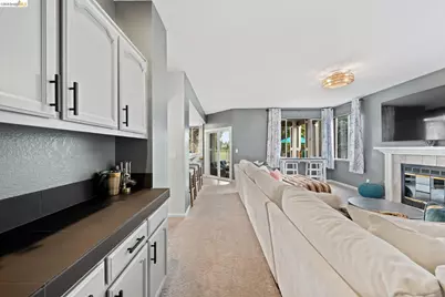 2147 Saint Andrews Ct, Discovery Bay, CA 94505 - Photo 18