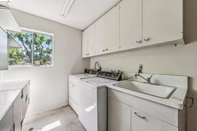 456 Kentucky Ave, Berkeley, CA 94707 - Photo 38