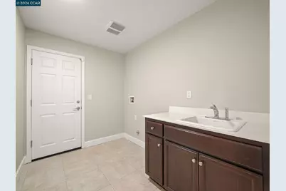 929 Painted Shore Court, Oakley, CA 94561 - Photo 16