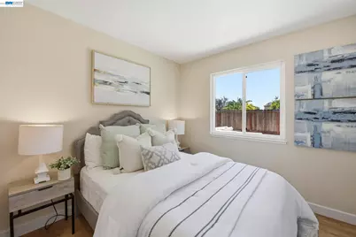 1118 Lovelock Way, Hayward, CA 94544 - Photo 10