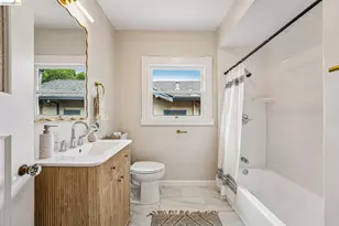5826 Virmar Ave, Oakland, CA 94618 - Photo 20