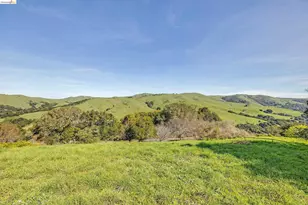 407 Vista Heights Rd, El Cerrito, CA 94530 - Photo 28