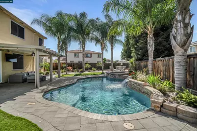 2057 Saffron Ct, Brentwood, CA 94513 - Photo 38
