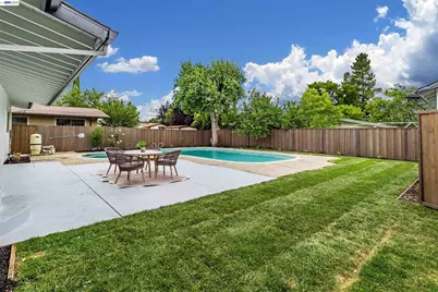 1121 P St, Livermore, CA 94551 - Photo 42