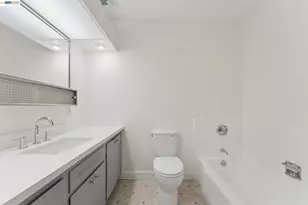 339 Broadway, Alameda, CA 94501 - Photo 16