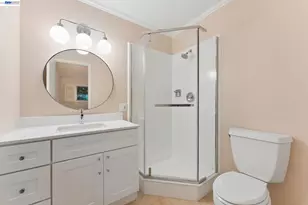 339 Broadway, Alameda, CA 94501 - Photo 14