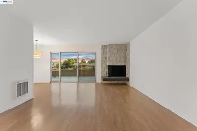 339 Broadway #116, Alameda, CA 94501 - Photo 4