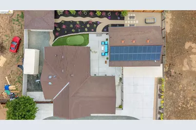 700 Brownstone Rd, Oakley, CA 94561 - Photo 2