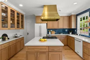 618 Mountain Blvd, Oakland, CA 94611 - Photo 12