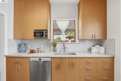 1733 Lexington Ave, El Cerrito, CA 94530 - Photo 18