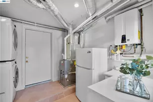 274 Staples Ave, San Francisco, CA 94112 - Photo 46