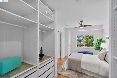 274 Staples Ave, San Francisco, CA 94112 - Photo 22