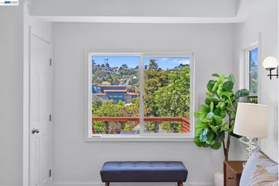 274 Staples Ave, San Francisco, CA 94112 - Photo 24