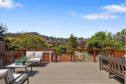 274 Staples Ave, San Francisco, CA 94112 - Photo 4