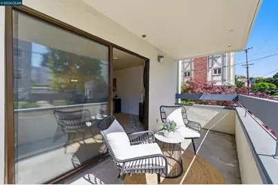 389 Belmont Street #103, Oakland, CA 94610 - Photo 12