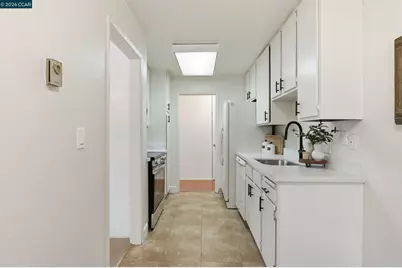 389 Belmont Street #103, Oakland, CA 94610 - Photo 6