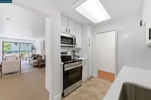 389 Belmont St, Oakland, CA 94610 - Photo 10